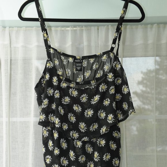 torrid Tops - Torrid chiffon daisy tank with adjustable straps